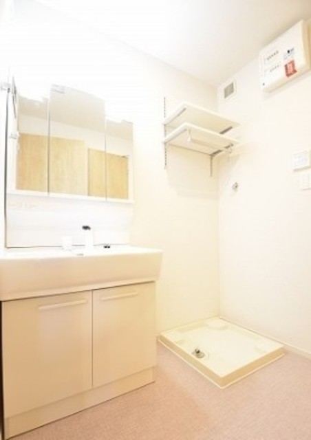 洗面設備　同仕様