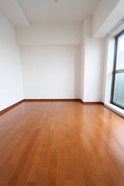 居室・リビング　ディナスティ福島II　寝室7.2帖で　日当たり良好