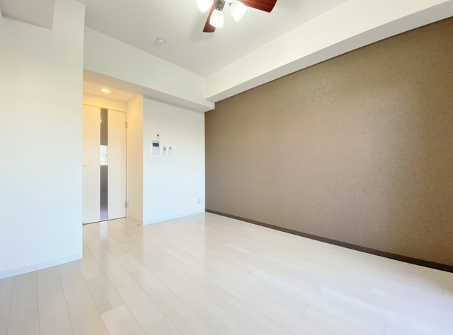 居室・リビング　フローリング・洋室