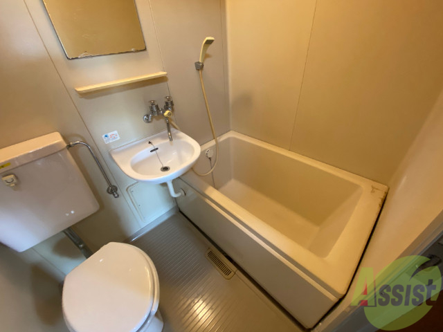 バス・シャワールーム