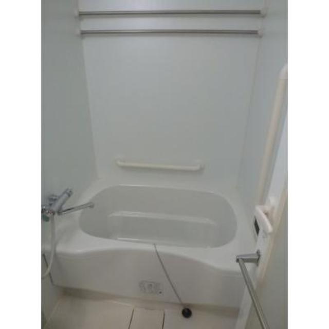 バス・シャワールーム　※写真は同タイプ住戸です。