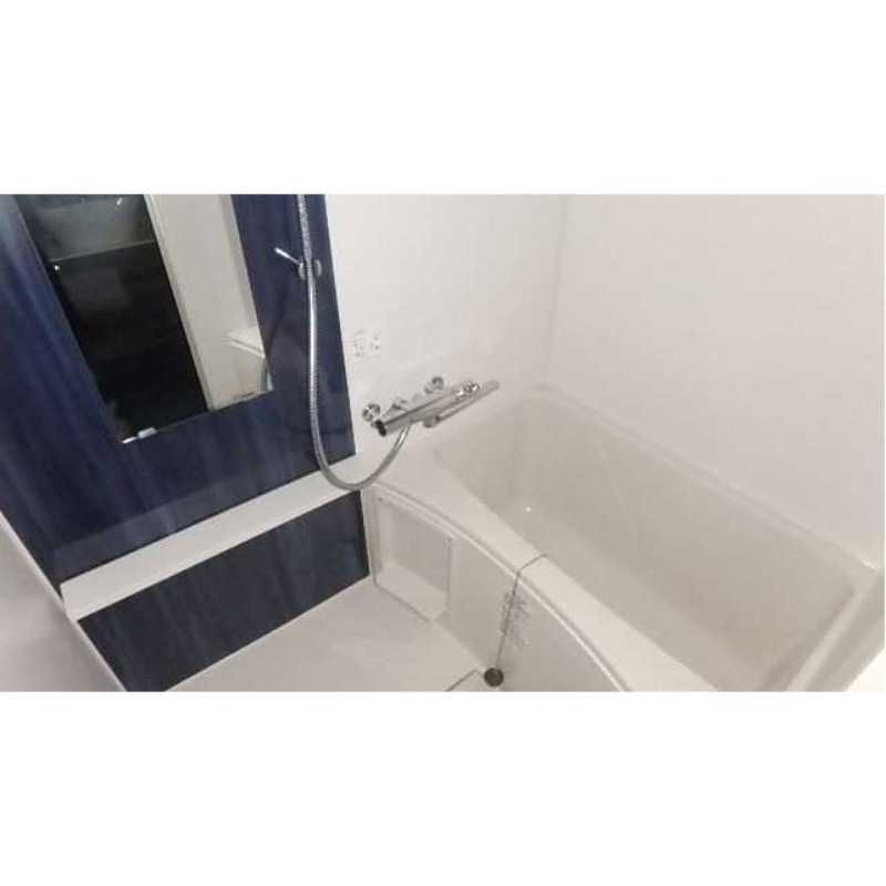 バス・シャワールーム　お引越し無料または家電３点プレゼント！★詳細はスタッフへ