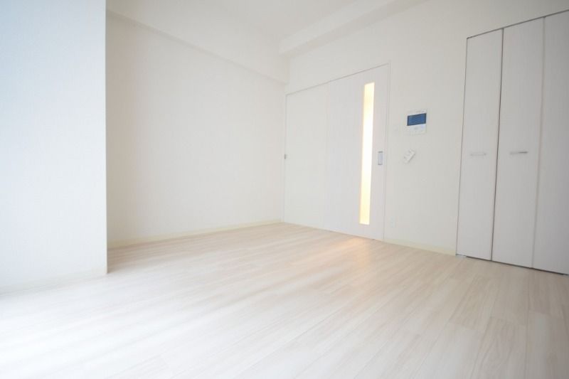 居室・リビング　お引越し無料または家電３点プレゼント！★詳細はスタッフへ