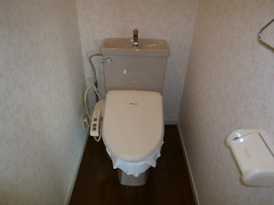 トイレ　ウォシュレット