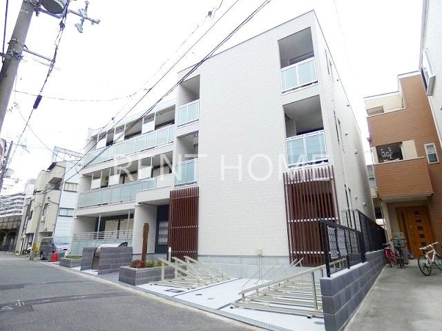 建物外観　2019年９月築