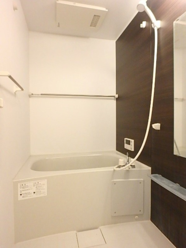 バス・シャワールーム　図面と現状に相違がある場合には現状を優先