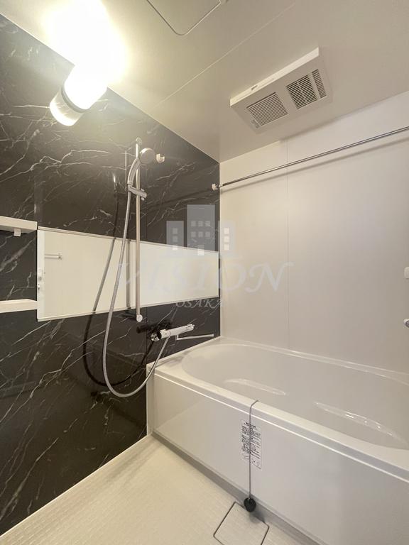 バス・シャワールーム　室内写真は別室のものです