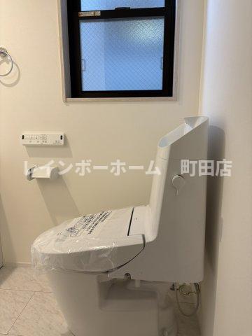 トイレ　※建築中の為、同建物の1階参考画像