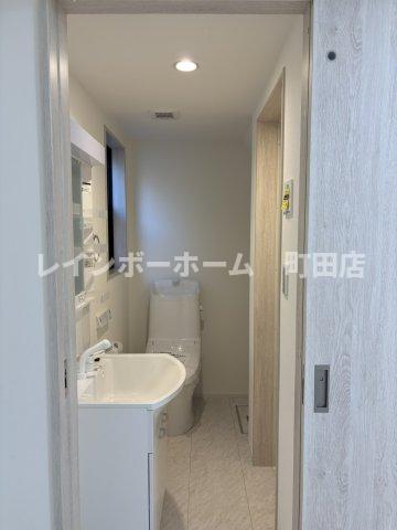 洗面設備　※建築中の為、同建物の1階参考画像