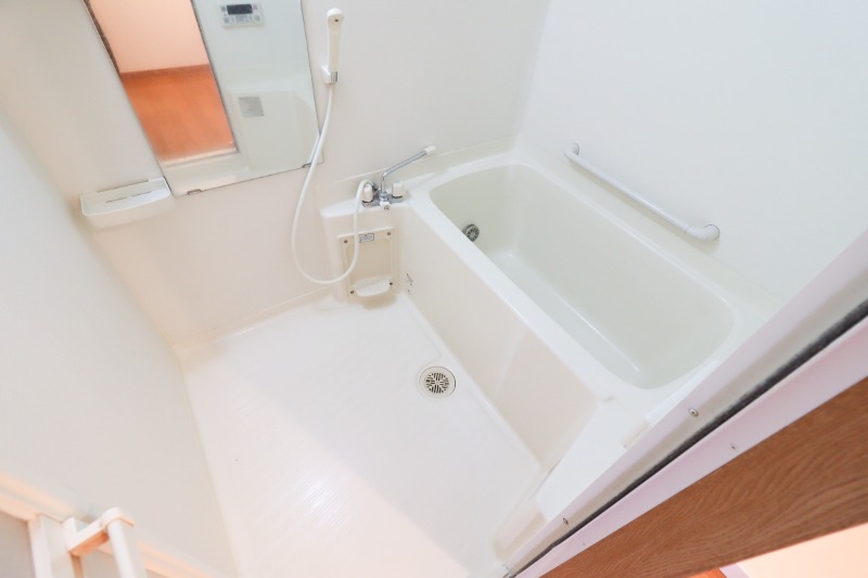 バス・シャワールーム　図面と現状に相違がある場合には現状を優先