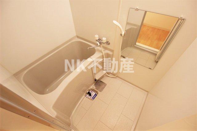 バス・シャワールーム　きれいなお風呂です