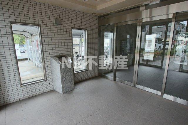 ロビー　建物の内部です