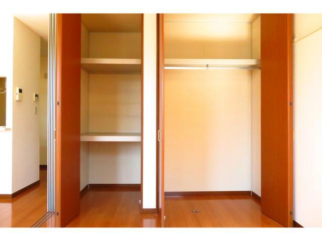 収納　洋室収納