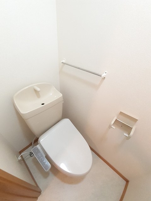 トイレ　トイレ