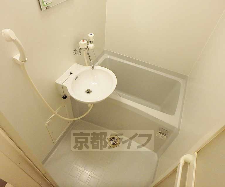 バス・シャワールーム　セパレートです。