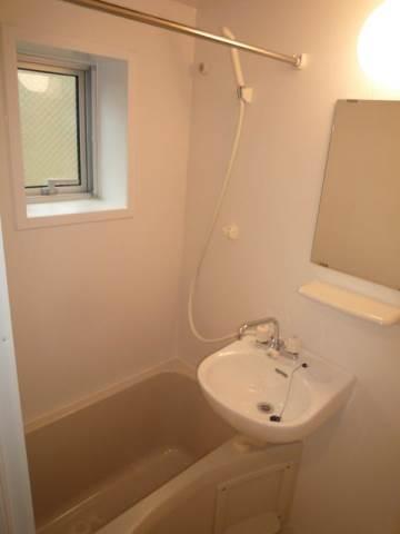 バス・シャワールーム　?