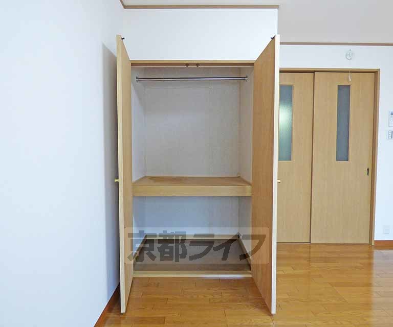 収納　広い収納スペースです。