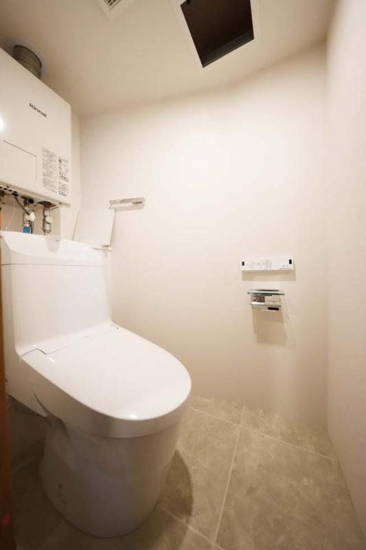 トイレ　トイレ