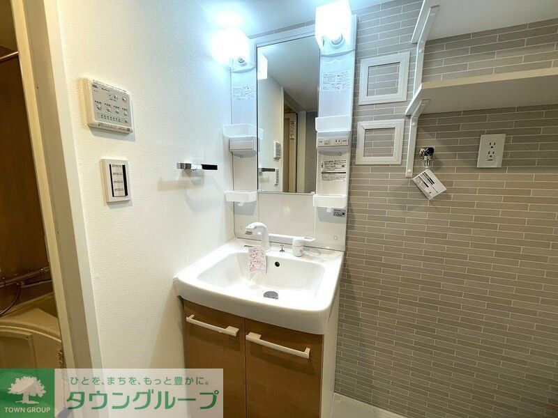 洗面設備　※室内写真は402号室となります※