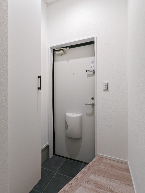 玄関　図面と現状に相違がある場合には現状を優先