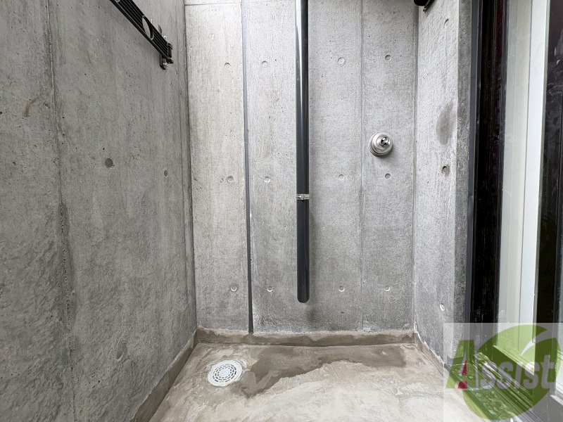 バルコニー　バルコニーが付いていますので一息ついてみてはいかがですか。