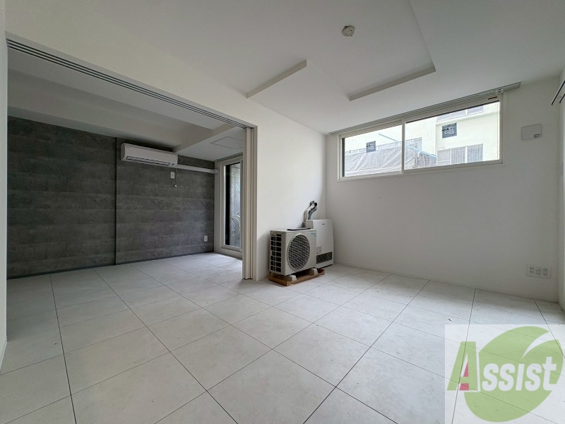 居室・リビング　広々としたリビングですね。使い勝手がよさそうですね！