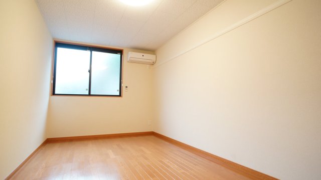 居室・リビング　明るく開放感のあるお部屋