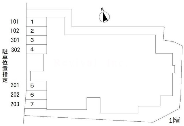 その他　敷地内駐車場平置き図