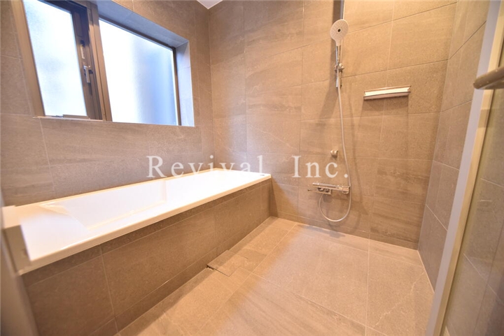 バス・シャワールーム　もちろん追い炊き・浴室乾燥機完備