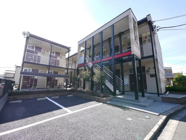 その他　★外観★エントランス側★