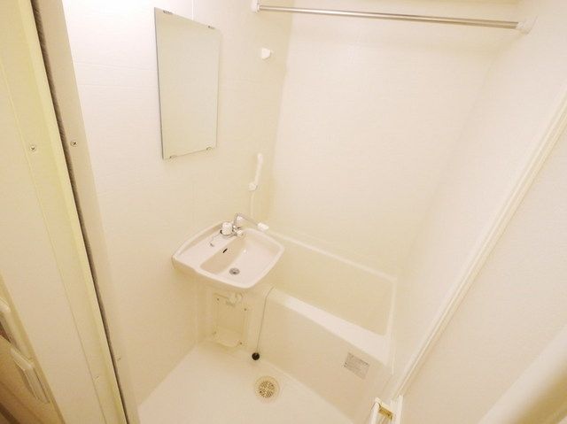 バス・シャワールーム　★浴室乾燥機付きバスルーム★