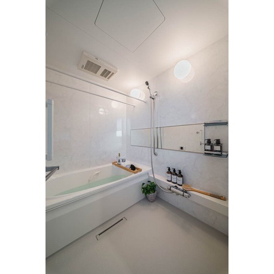 バス・シャワールーム　●家具家電小物類は付帯しません