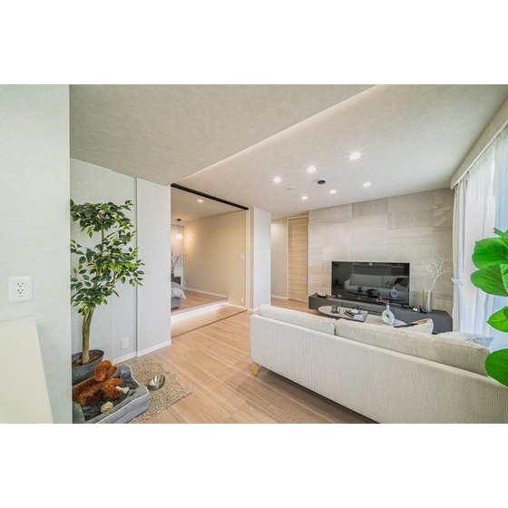 居室・リビング　●家具家電小物類は付帯しません