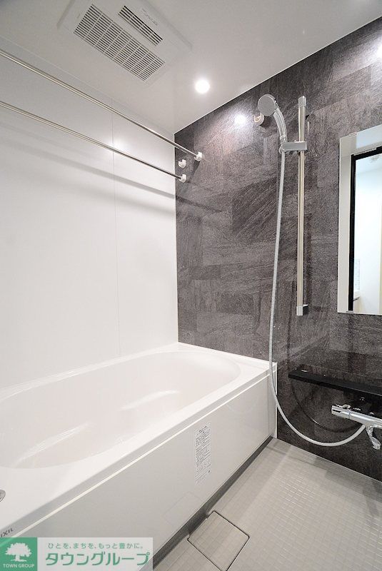 バス・シャワールーム　※カラータイプ異なります。