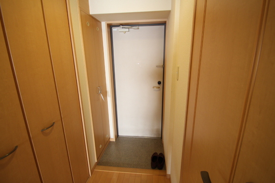 玄関　他号室のお写真です
