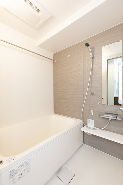 バス・シャワールーム　※写真は同タイプ住戸です。