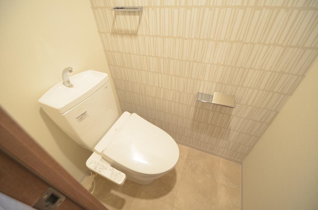 トイレ　シャワー付トイレ