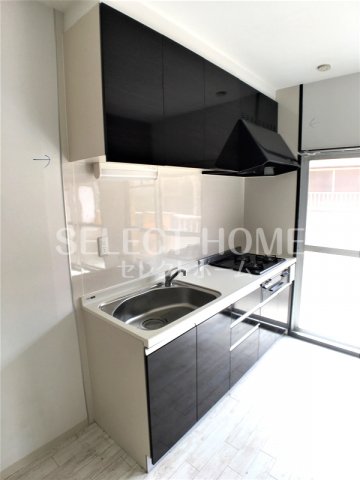 キッチン　コンパクトなキッチンで掃除もラクラク