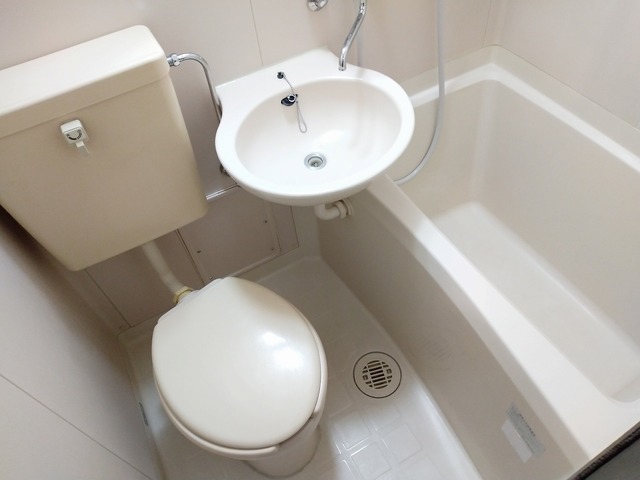 バス・シャワールーム　３点ユニットバス