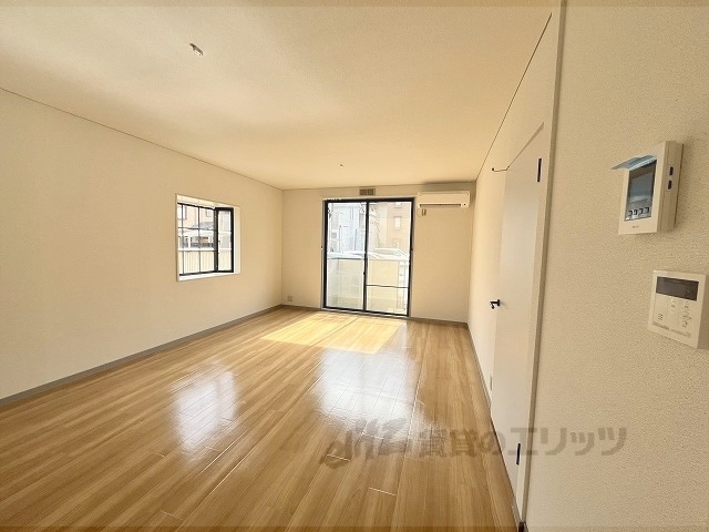 居室・リビング　リビング