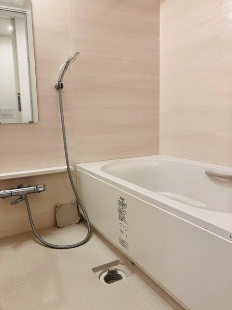 バス・シャワールーム　日々の疲れを癒すお風呂付です
