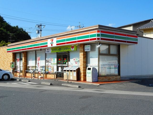 コンビニ　セブンイレブン笠岡茂平店（コンビニ）まで750m