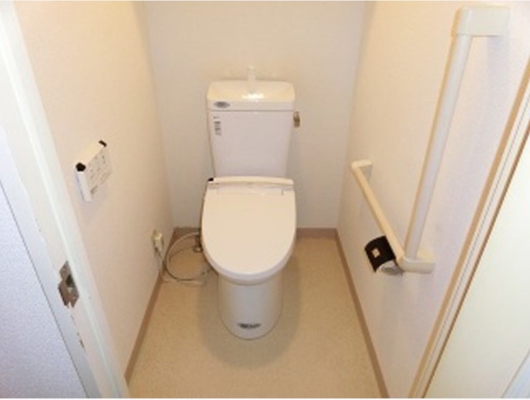 トイレ　別の部屋の写真