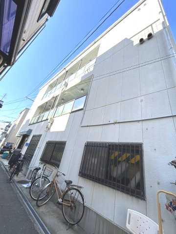 建物外観　外はこのようになっています