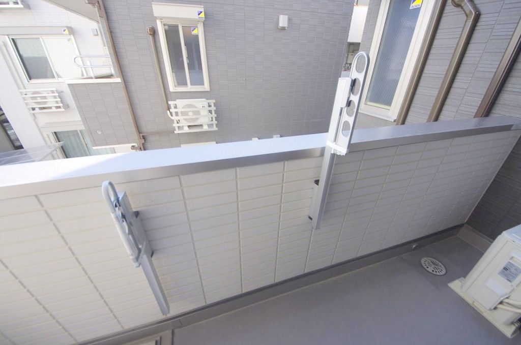 バルコニー　バルコニー