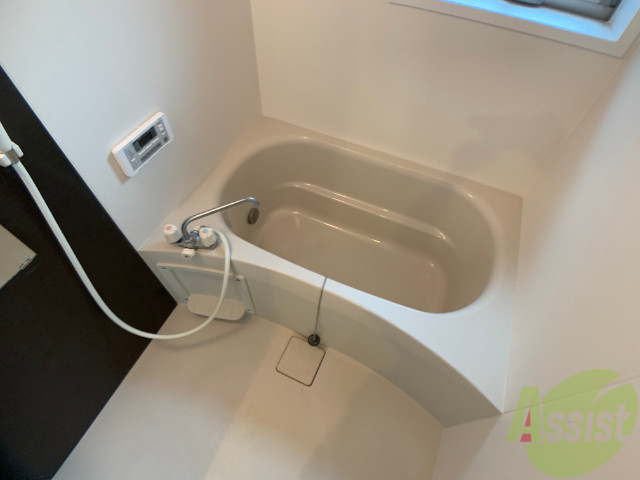 バス・シャワールーム　お風呂では、ゆっくり一日の疲れを落としたいですね。