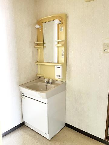 洗面設備　洗面化粧台