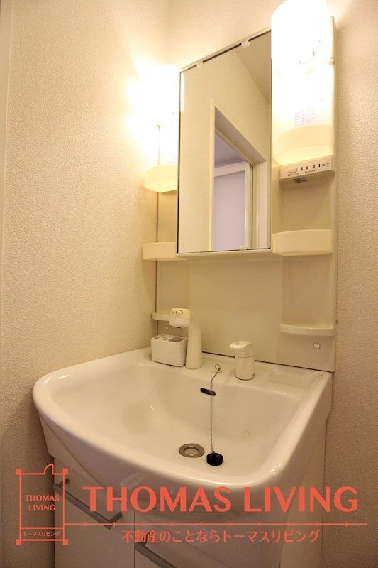 洗面設備　実際の写真を準備中の為、同じ建物の別室写真です。参考下さい。