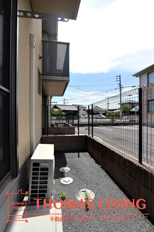 バルコニー　実際の写真を準備中の為、同じ建物の別室写真です。参考下さい。