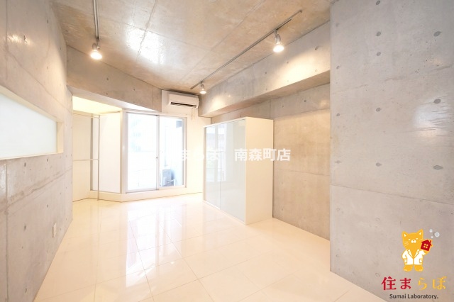 居室・リビング　「“合う暮らし”を、LINEで一緒に描こう。」